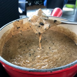Cheese and mushroom fondue